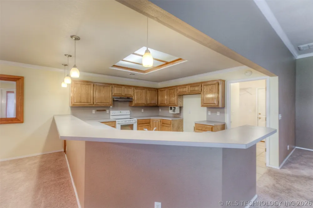 725 W 98th Street Jenks, OK 74037