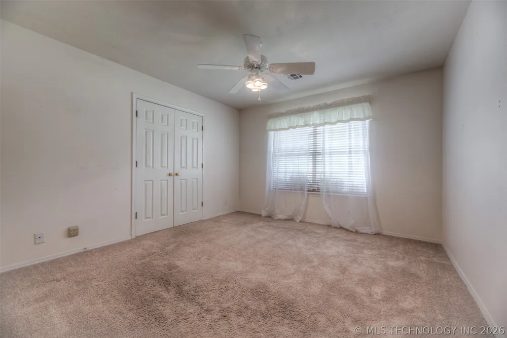 725 W 98th Street Jenks, OK 74037