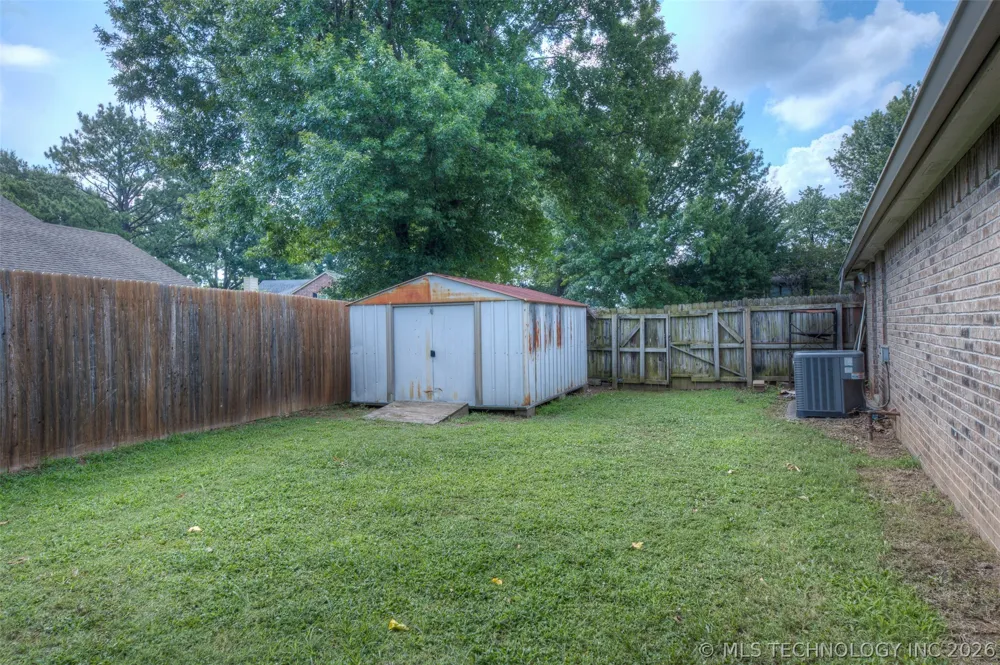 725 W 98th Street Jenks, OK 74037