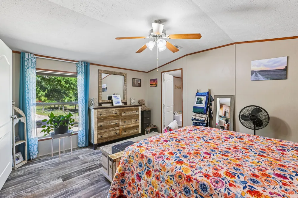 9240 County Road 272 Bertram, TX 78605