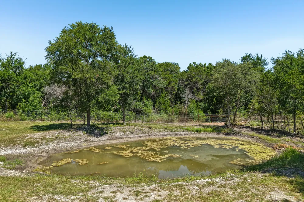 9240 County Road 272 Bertram, TX 78605