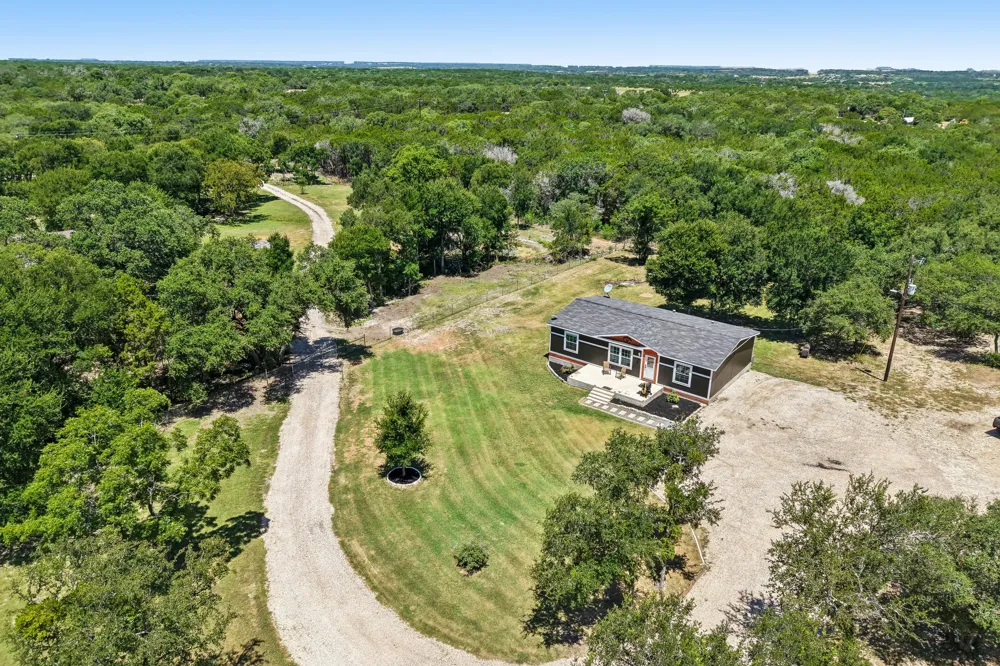 9240 County Road 272 Bertram, TX 78605