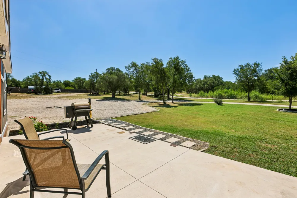 9240 County Road 272 Bertram, TX 78605