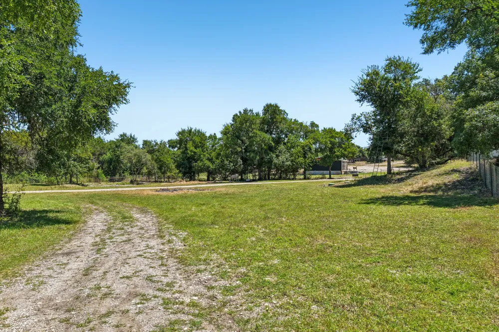 9240 County Road 272 Bertram, TX 78605