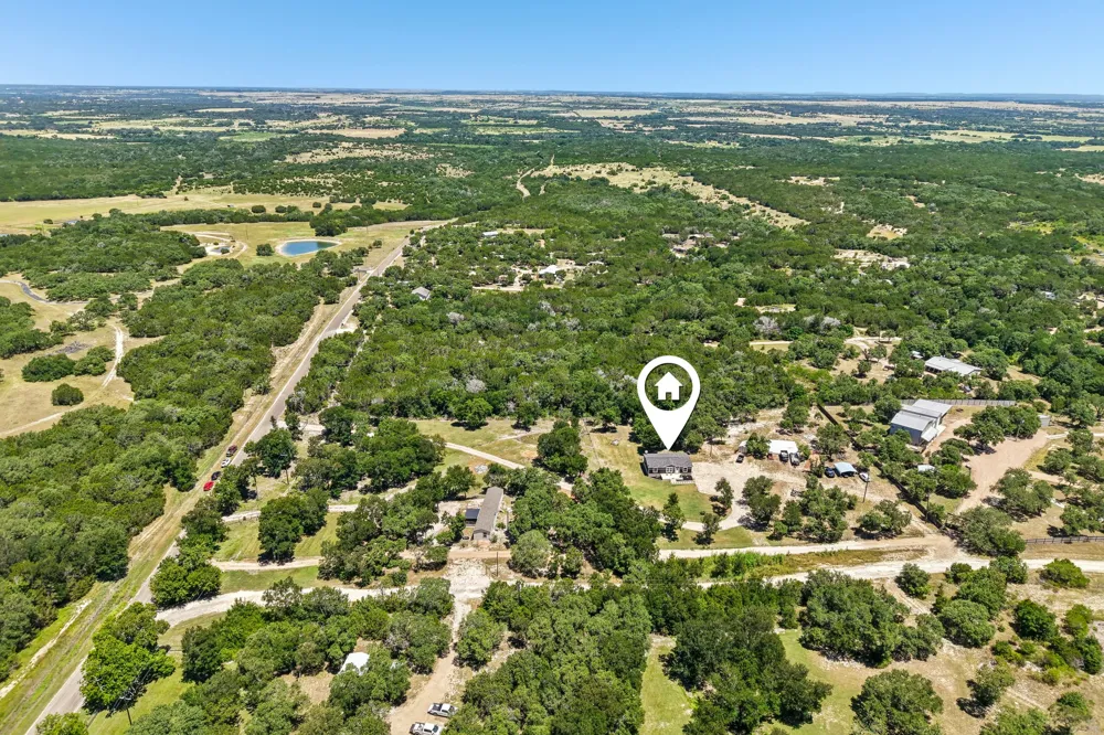 9240 County Road 272 Bertram, TX 78605