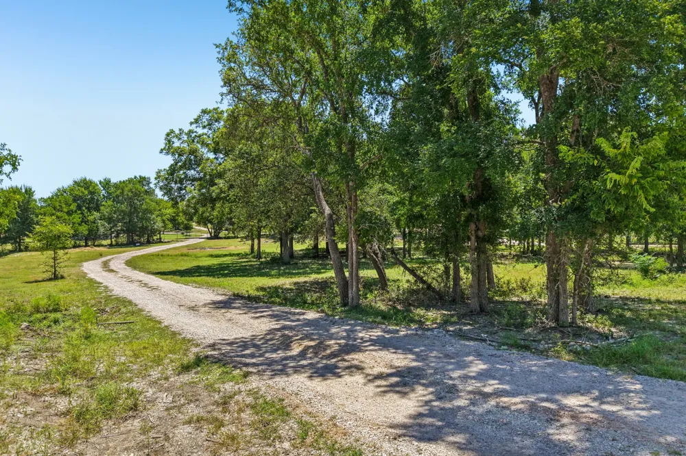 9240 County Road 272 Bertram, TX 78605