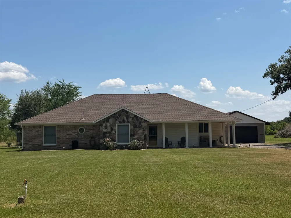871 VZ County Road 2602 Wills Point, TX 75169