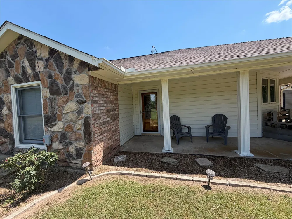 871 VZ County Road 2602 Wills Point, TX 75169