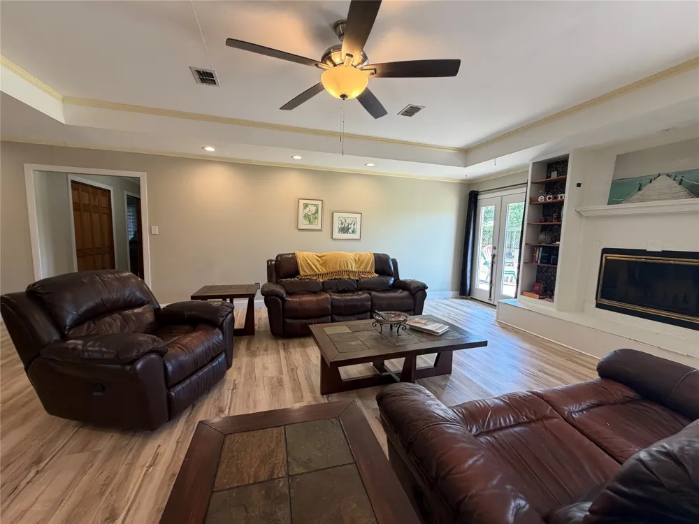 871 VZ County Road 2602 Wills Point, TX 75169