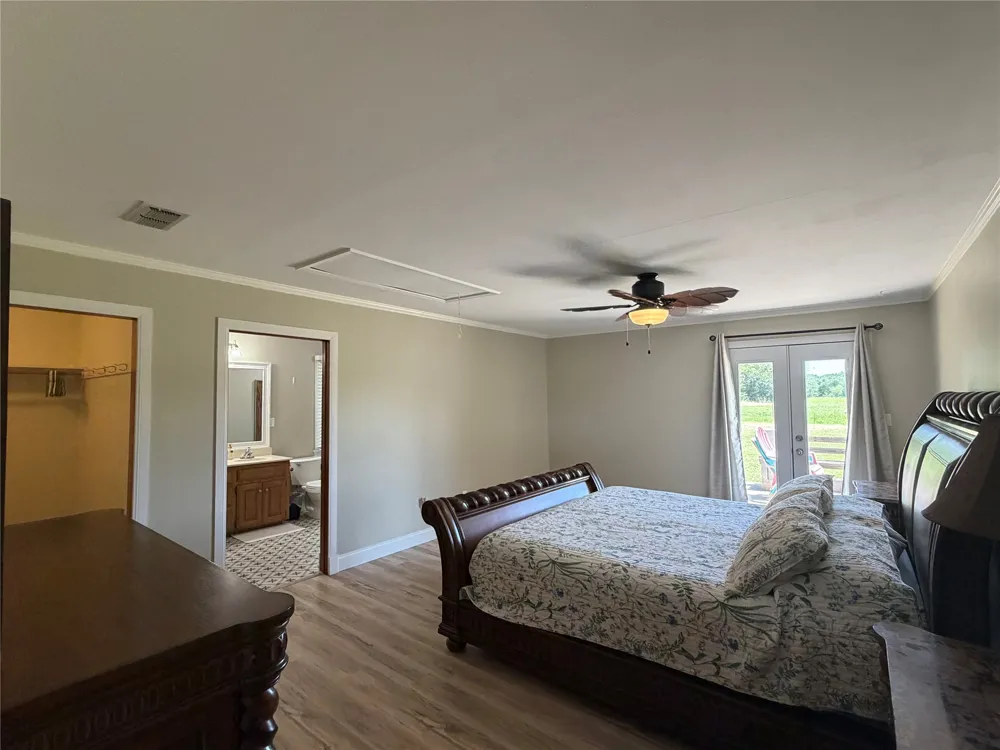 871 VZ County Road 2602 Wills Point, TX 75169