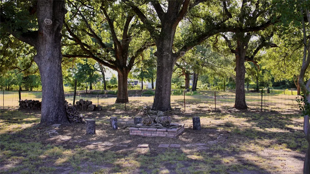 871 VZ County Road 2602 Wills Point, TX 75169