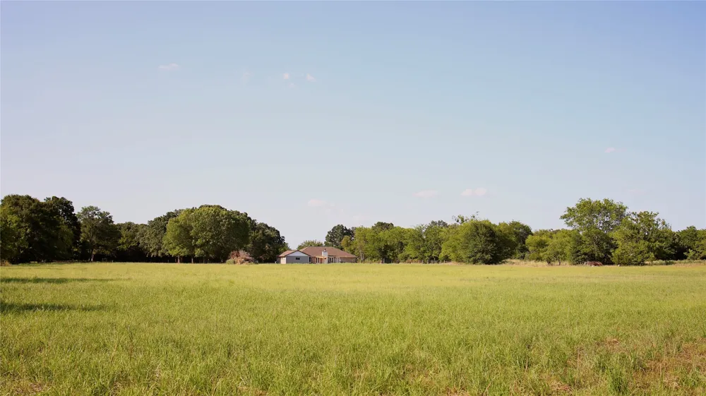 871 VZ County Road 2602 Wills Point, TX 75169