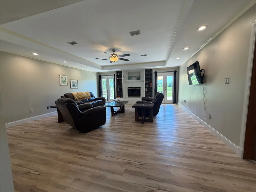 871 VZ County Road 2602 Wills Point, TX 75169