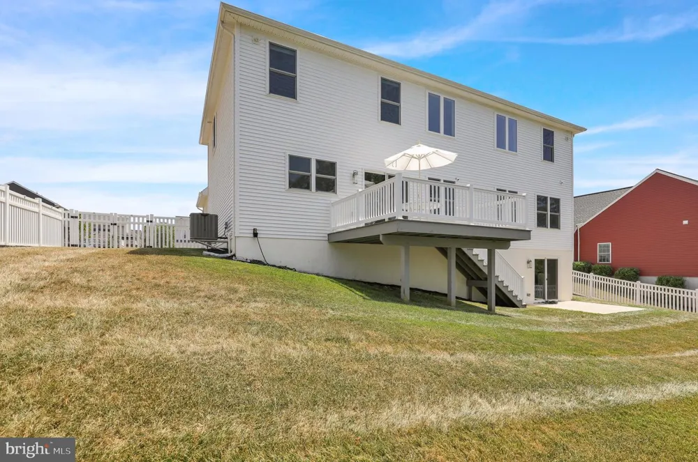 4 REIN DRIVE Stevens, PA 17578