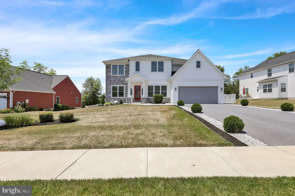4 REIN DRIVE Stevens, PA 17578