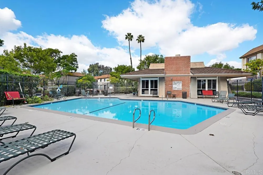 2756 Meadow Lark Drive San Diego, CA 92123
