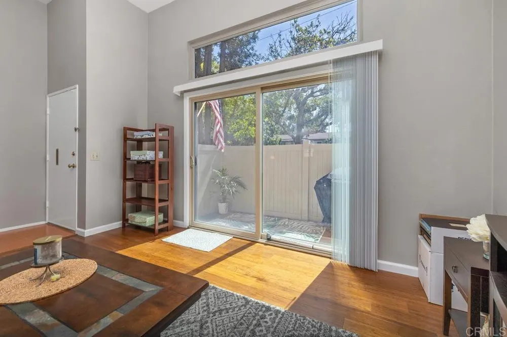 2756 Meadow Lark Drive San Diego, CA 92123