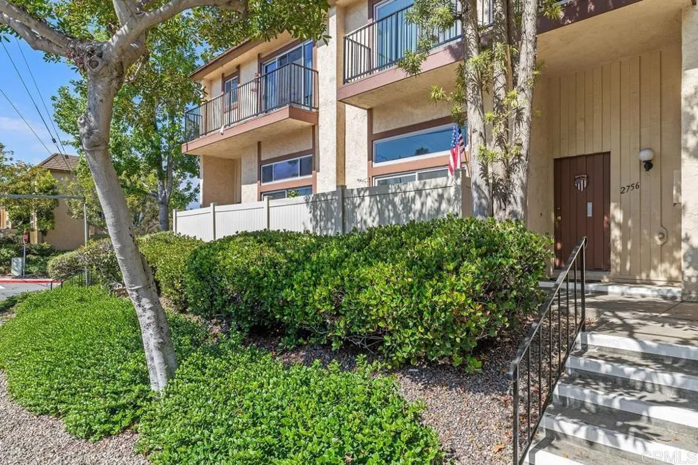 2756 Meadow Lark Drive San Diego, CA 92123