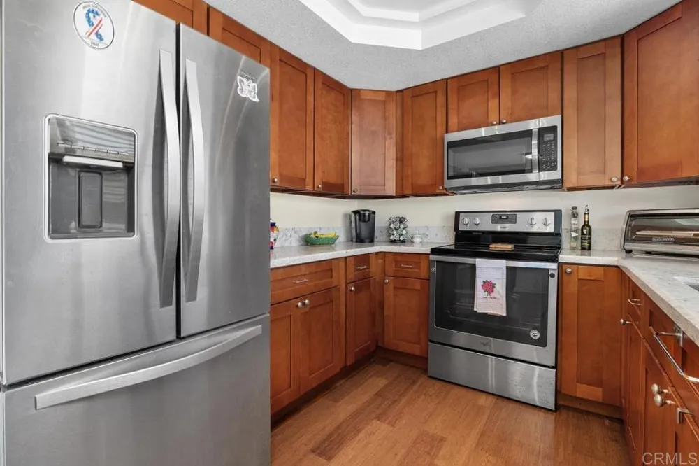 2756 Meadow Lark Drive San Diego, CA 92123
