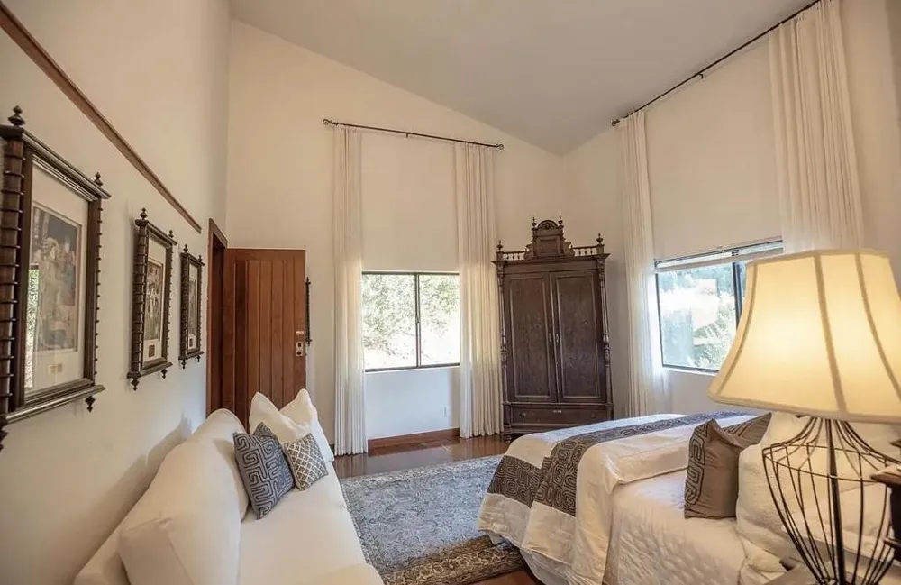 16012 Flintlock Road Cupertino, CA 95014