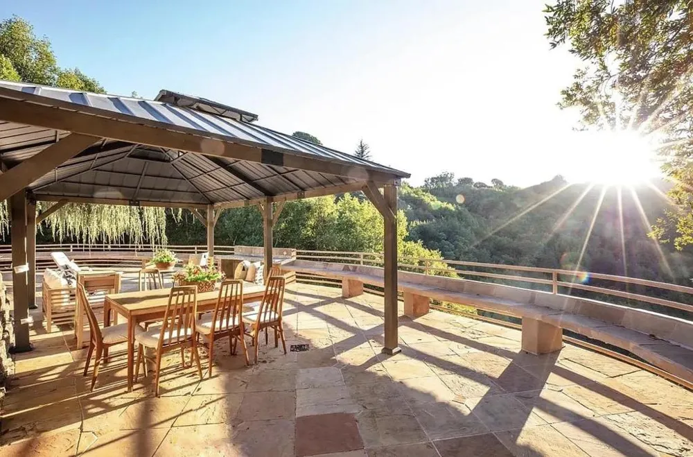 16012 Flintlock Road Cupertino, CA 95014