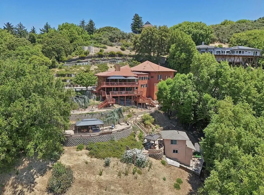 16012 Flintlock Road Cupertino, CA 95014