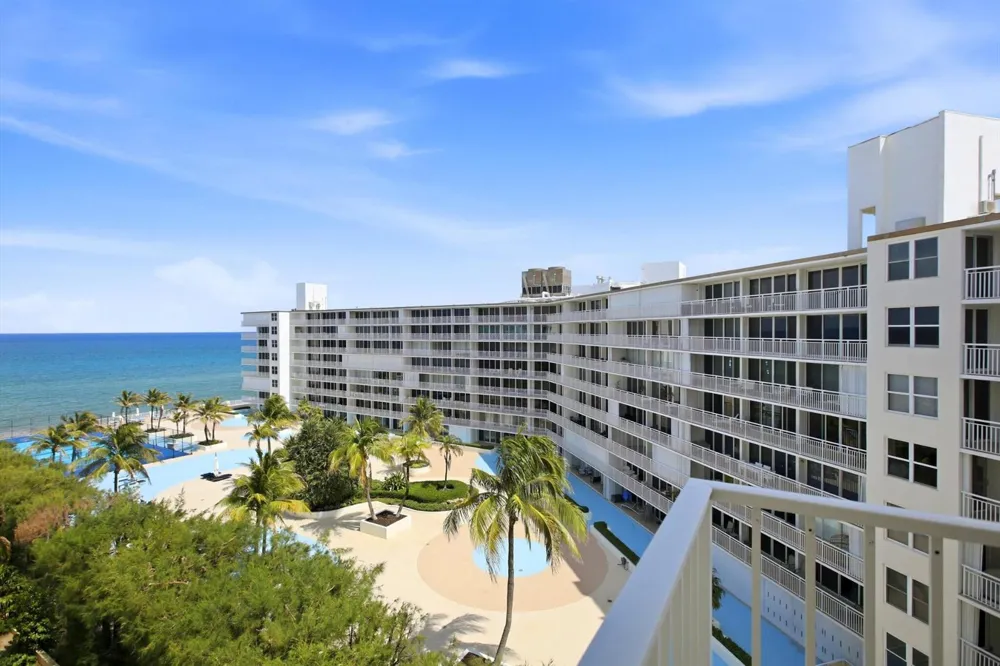 3540 S Ocean Boulevard #808w South Palm Beach, FL 33480