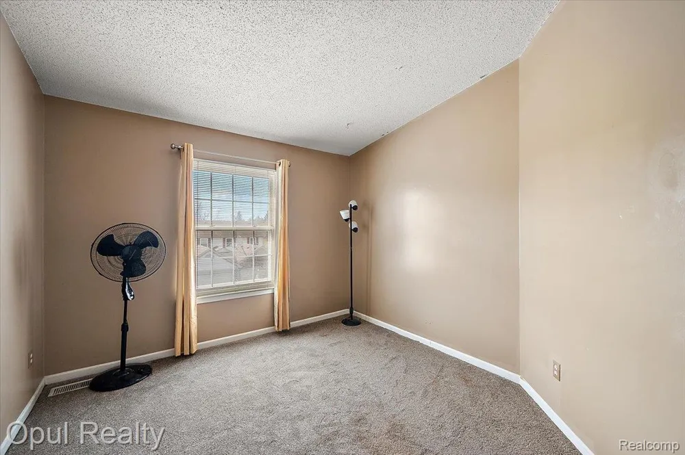 49714 Draper Circle #87 Plymouth Charter Township, MI 48170
