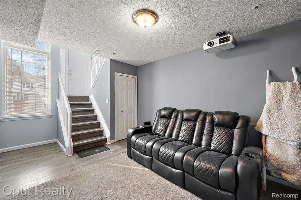 49714 Draper Circle #87 Plymouth Charter Township, MI 48170