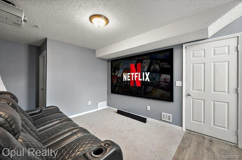 49714 Draper Circle #87 Plymouth Charter Township, MI 48170