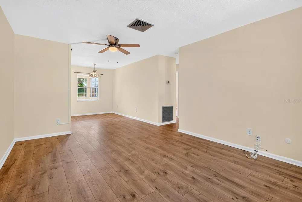 4507 9TH STREET W #D6 Bradenton, FL 34207