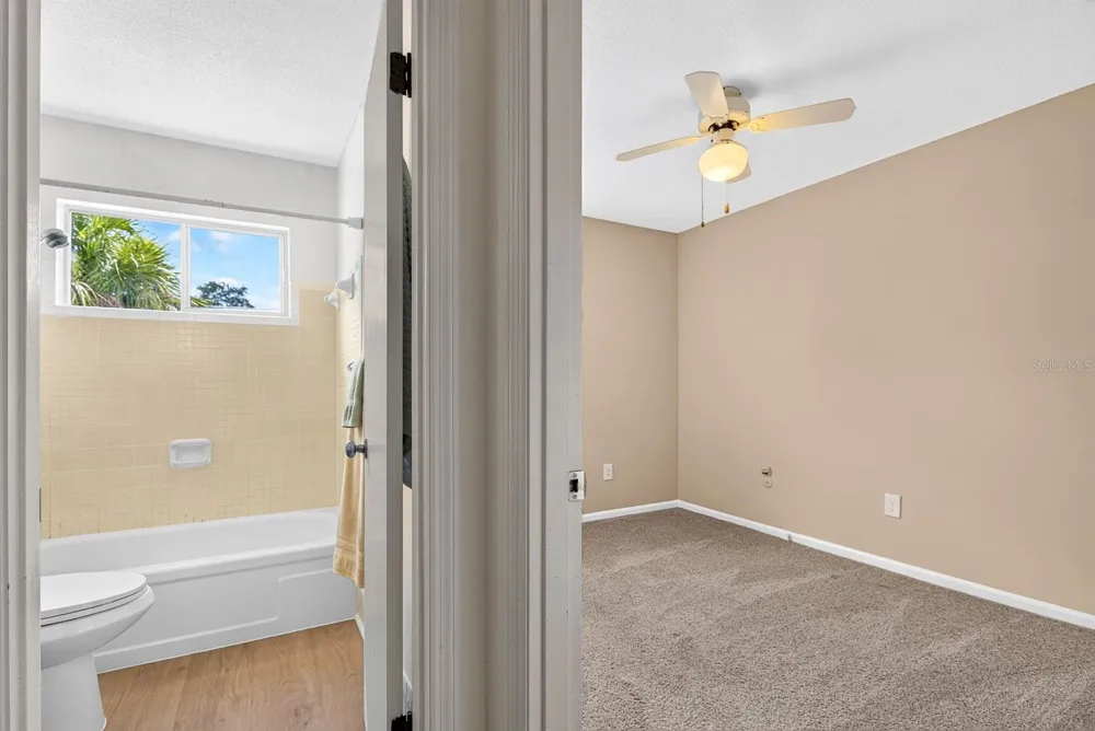 4507 9TH STREET W #D6 Bradenton, FL 34207