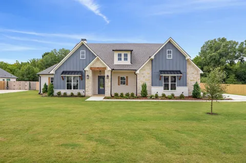 12388 Madison Crossing