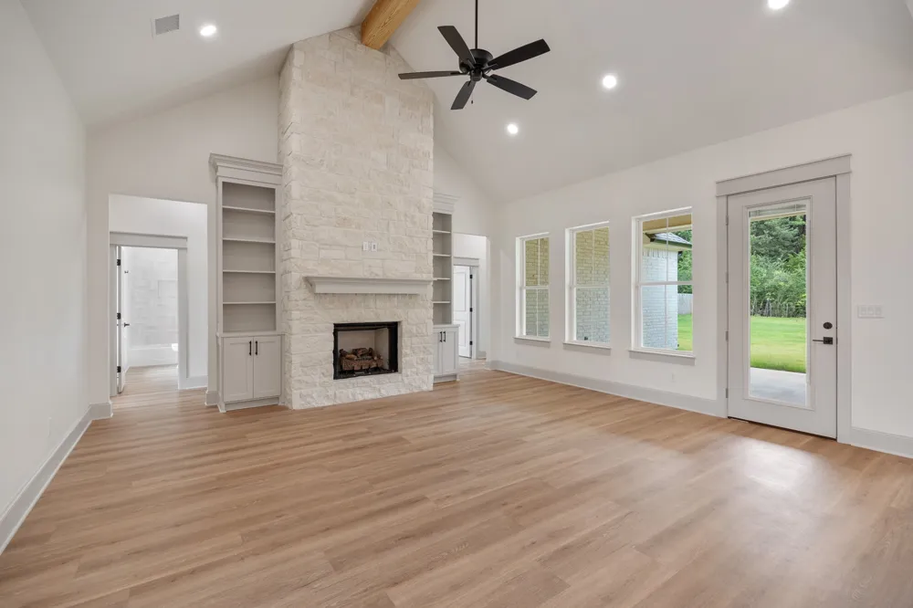 12388 Madison Crossing Bullard, TX 75757