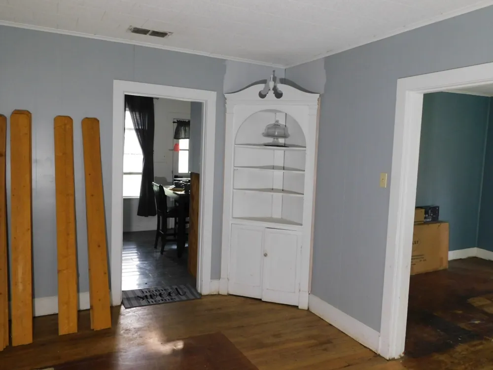 213 3RD STREET PINEHILL STREET Springhill, LA 71075