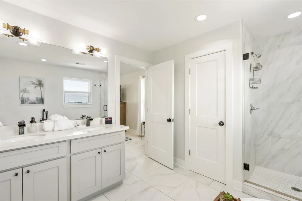 18603 Shaman Drive Galveston, TX 77554