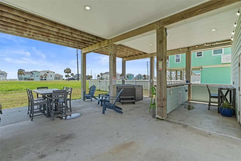 18603 Shaman Drive Galveston, TX 77554
