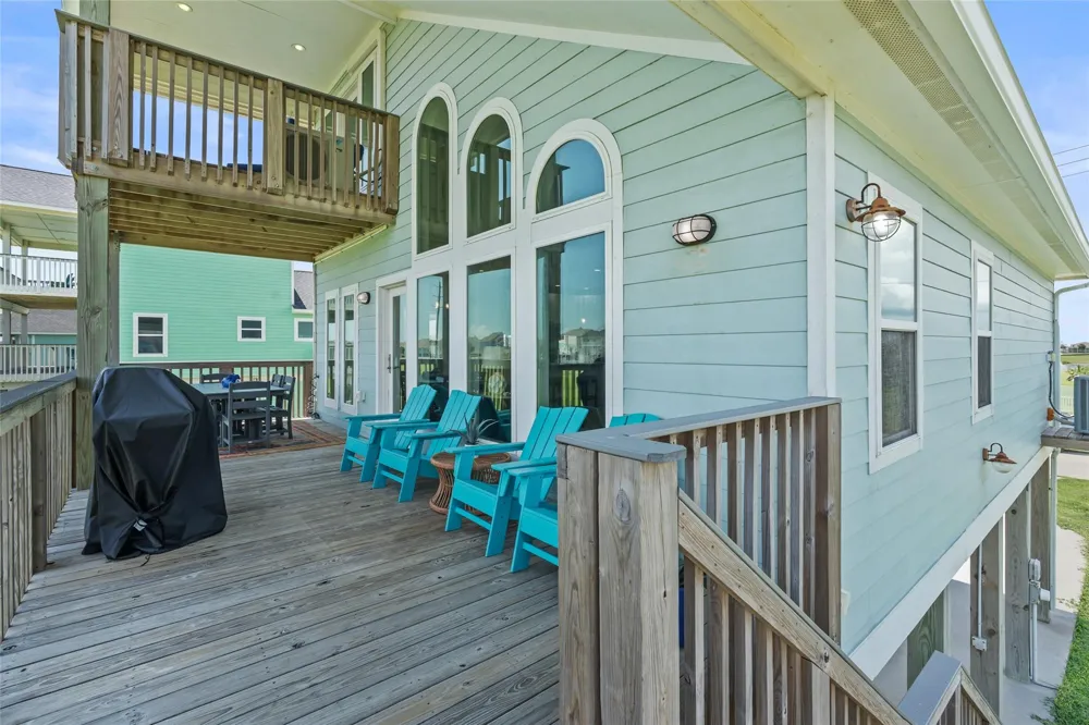 18603 Shaman Drive Galveston, TX 77554