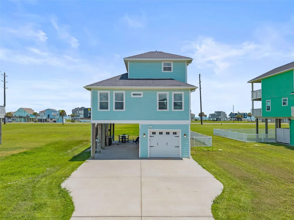 18603 Shaman Drive Galveston, TX 77554