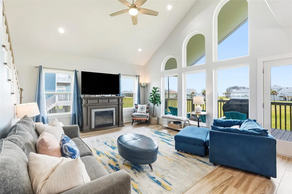 18603 Shaman Drive Galveston, TX 77554