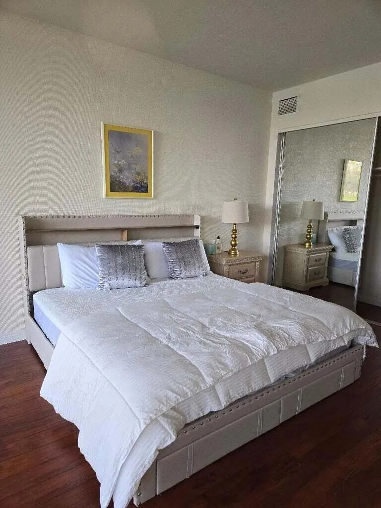899 Island Drive #110 Rancho Mirage, CA 92270