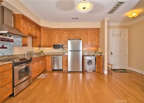 13798 Roswell Avenue #B227