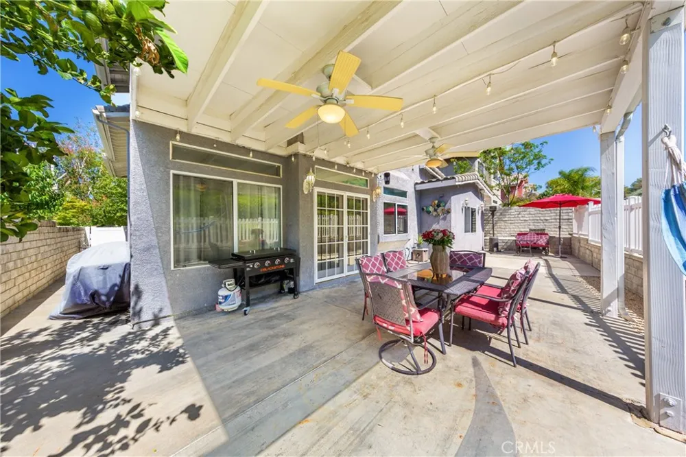 29324 Begonias Lane Canyon Country, CA 91387