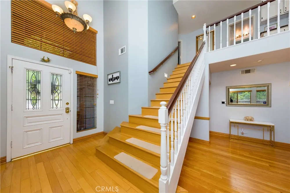 29324 Begonias Lane Canyon Country, CA 91387