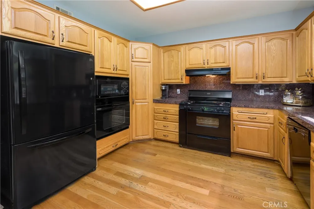 29324 Begonias Lane Canyon Country, CA 91387