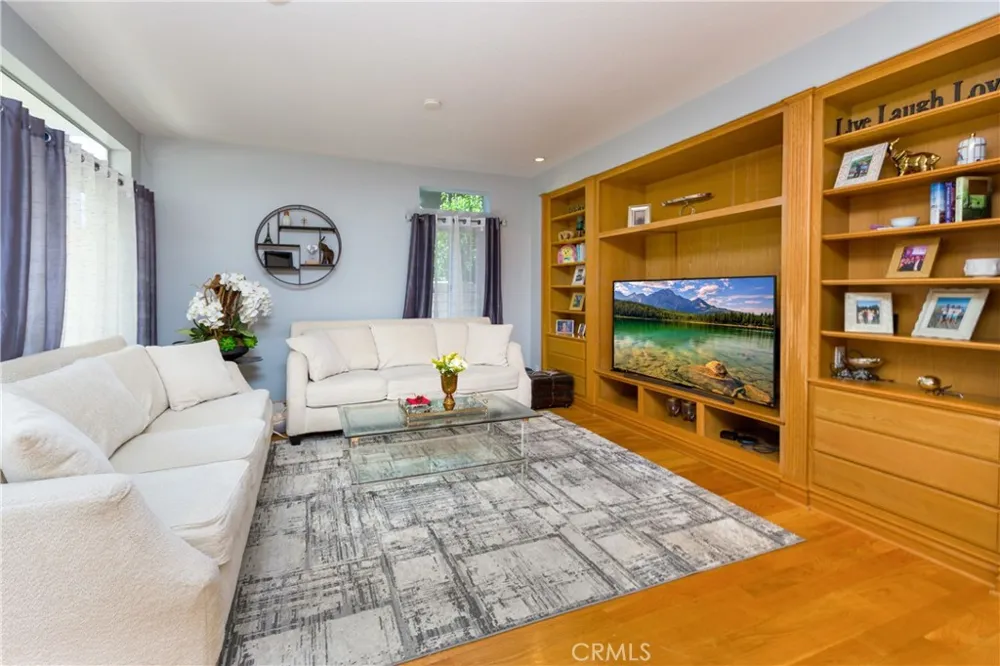 29324 Begonias Lane Canyon Country, CA 91387
