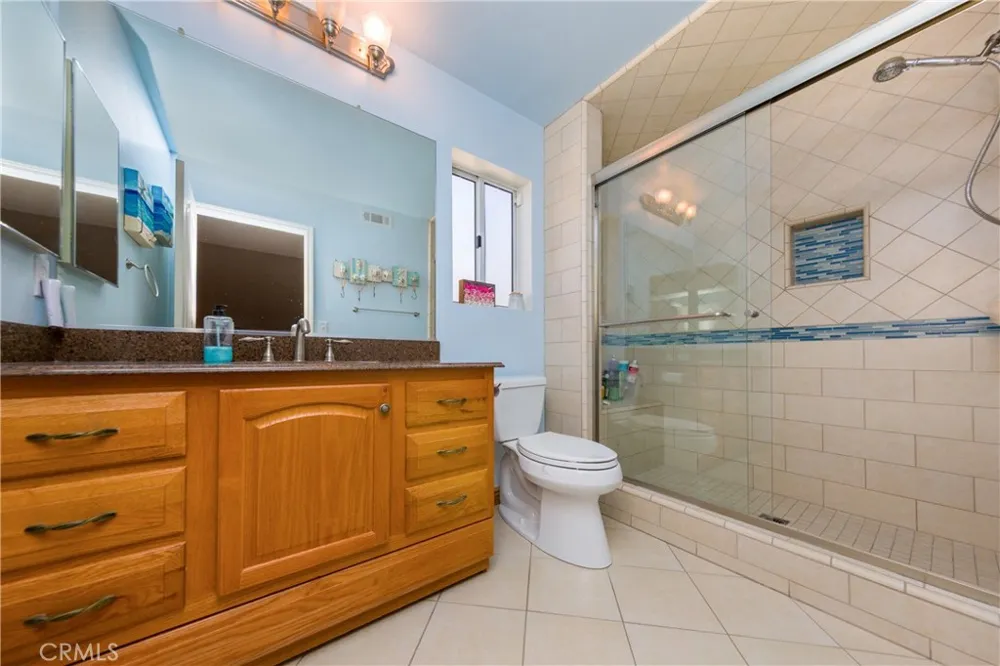 29324 Begonias Lane Canyon Country, CA 91387