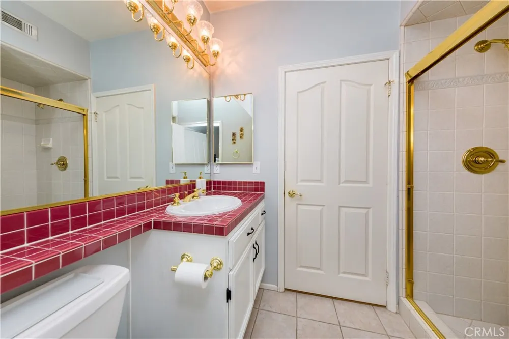 29324 Begonias Lane Canyon Country, CA 91387