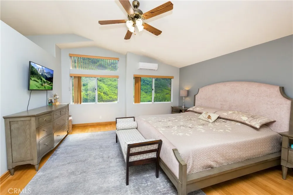 29324 Begonias Lane Canyon Country, CA 91387