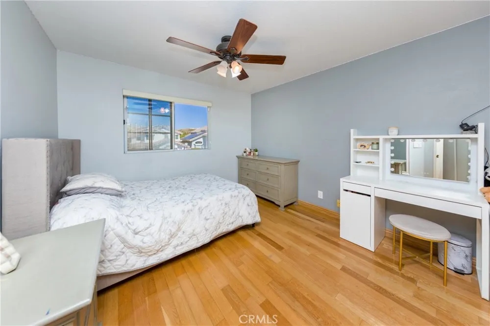 29324 Begonias Lane Canyon Country, CA 91387